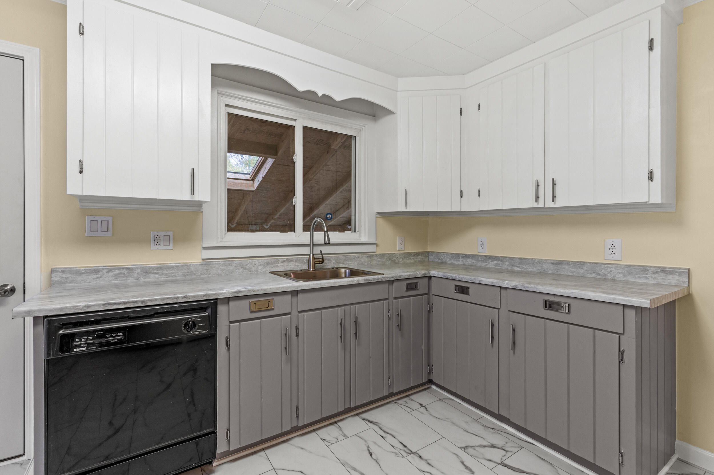 545 Old Bath Road Brunswick, ME 04011 - Photo 8 of 34 545 old bath rd, brunswick_003