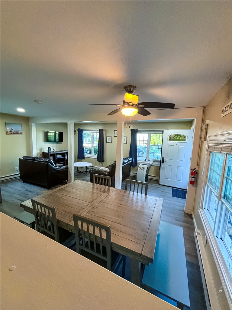 844 Boston Neck Road Narragansett, RI 02882 - Photo 5 of 40
