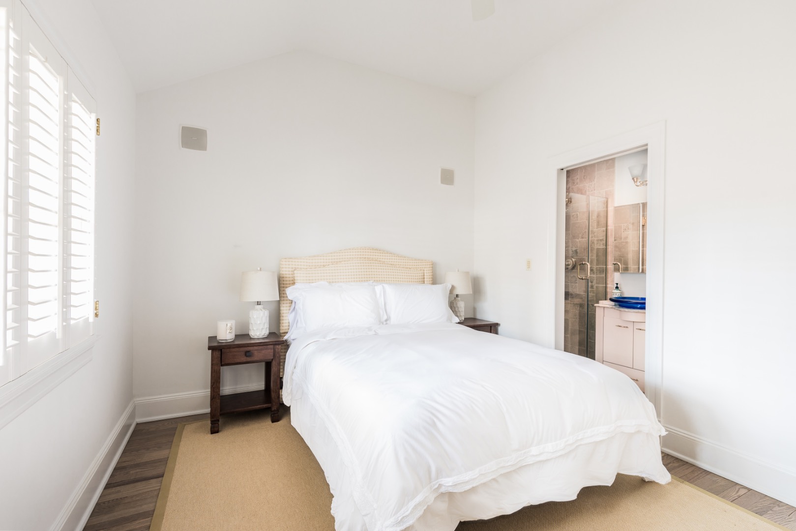 16 Amy's Lane East Hampton, NY 11937 - Photo 11 of 17 a bedroom with a bed and a window