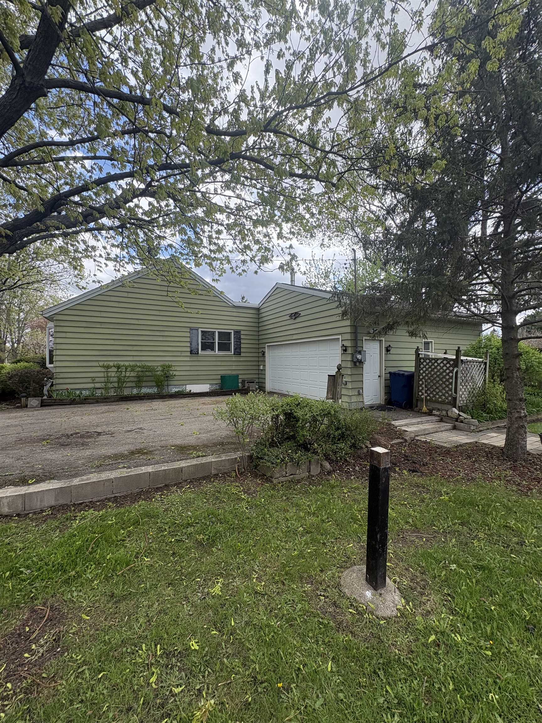 1891 West Moore Road Saginaw, MI 48601 - Photo 17 of 22