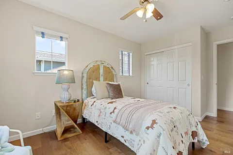 $1,290,000 | 68 Pinheiro Circle, Novato, CA 94945