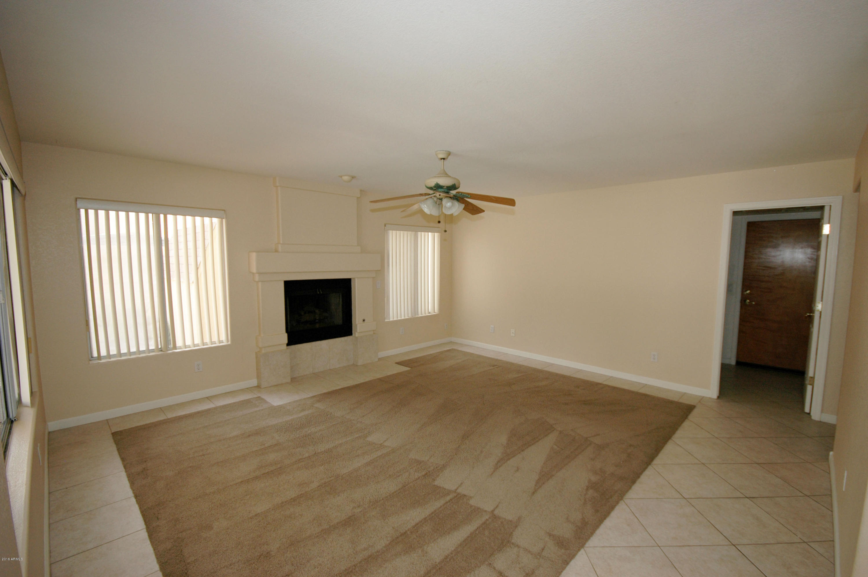 3438 East Clark Road Phoenix, AZ 85050 - Photo 5 of 26 Family