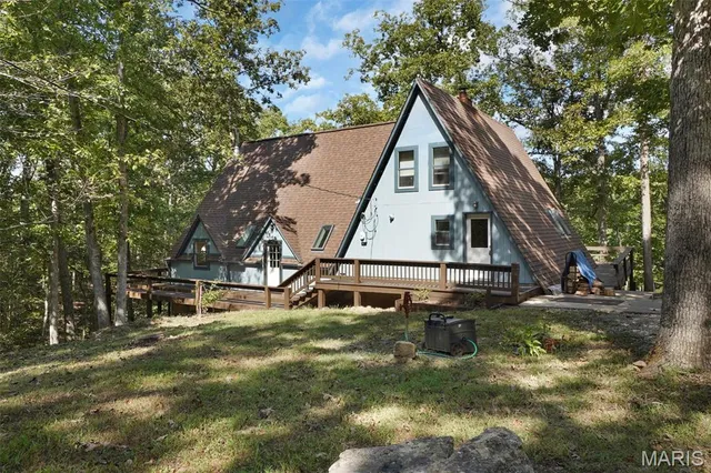 $325,000 | 66 Lake Lawrence Lane, Troy, MO 63379