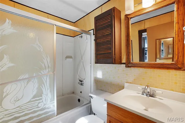 $325,000 | 66 Lake Lawrence Lane, Troy, MO 63379