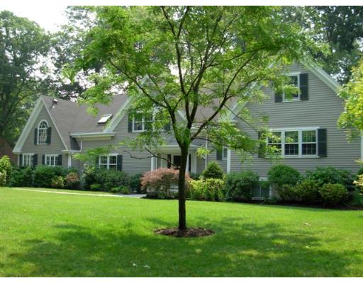 11 Lincoln Road Wellesley, MA 02481 - Photo 1 of 8