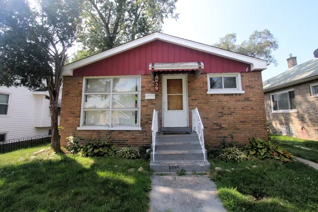 $105,000 | 39 Warren Street, Calumet City, IL 60409