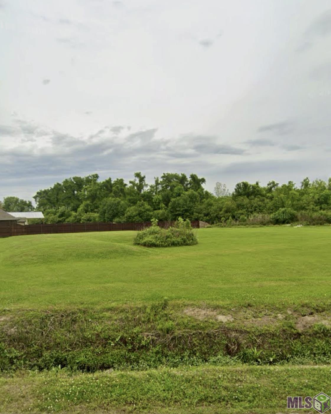 315 Buccaneer Road Gray, LA 70359 - Photo 2 of 6