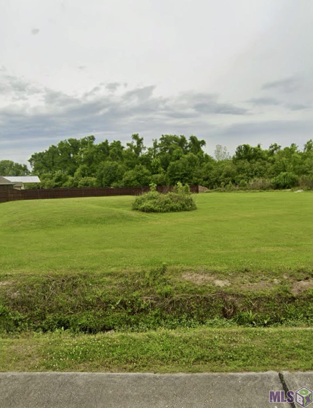 315 Buccaneer Road Gray, LA 70359 - Photo 3 of 6