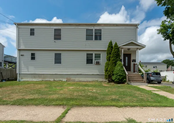 $2,500 | 295 Bartlett Street, Unit 2, Bridgeport, CT 06606