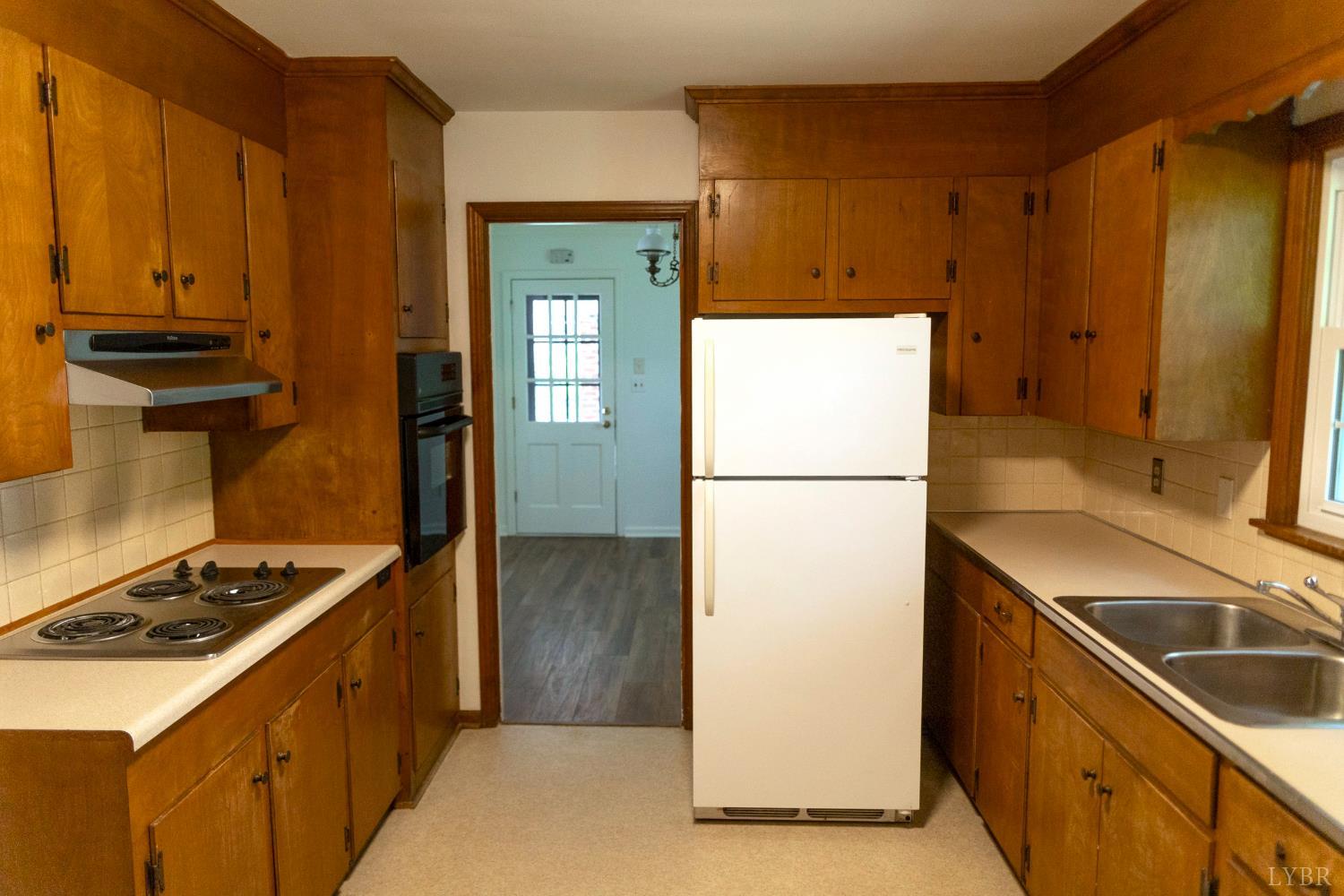 2024 Burnt Bridge Road Lynchburg, VA 24503 - Photo 11 of 26