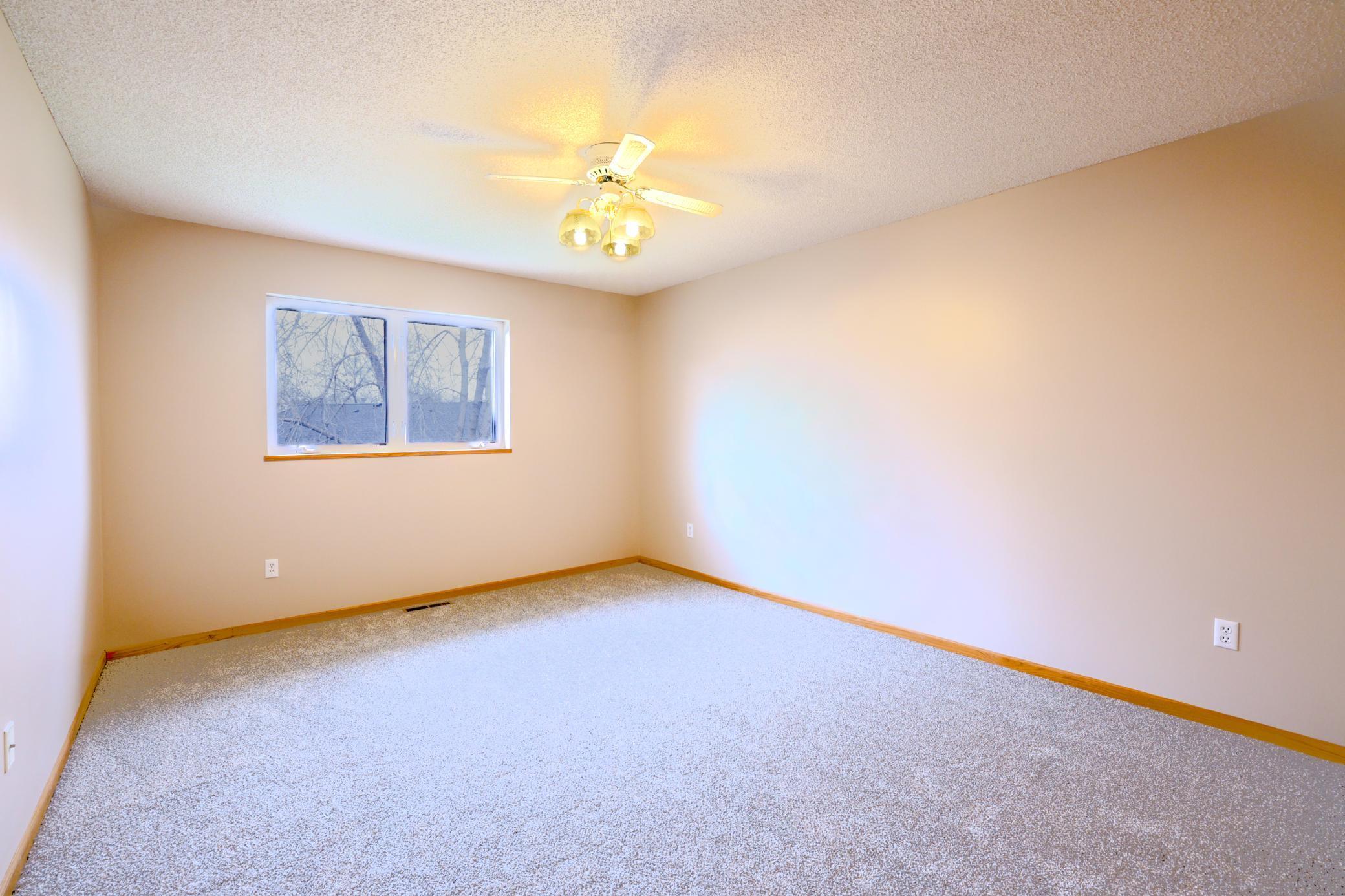 563 Milwaukee Road Shakopee, MN 55379 - Photo 20 of 30