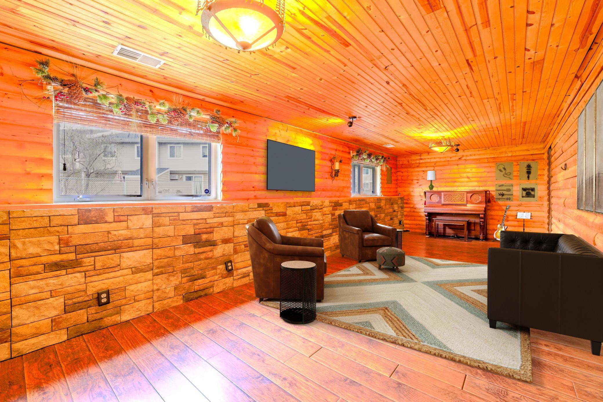 563 Milwaukee Road Shakopee, MN 55379 - Photo 23 of 30