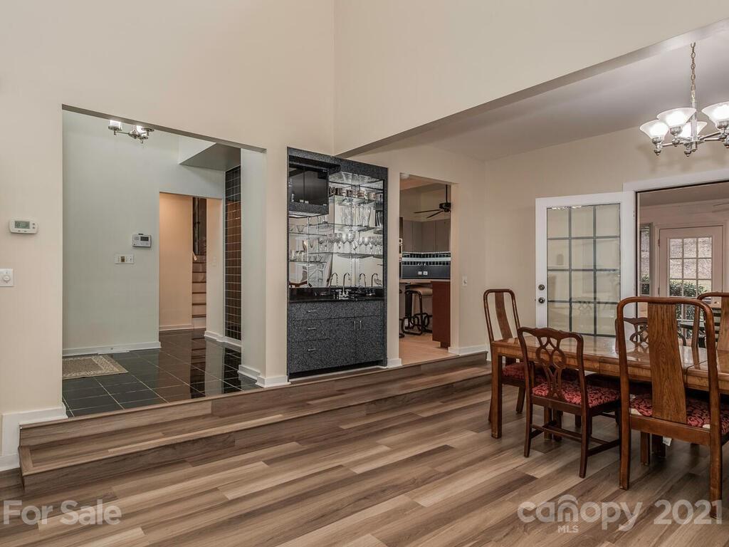301 Old Bell Road Charlotte, NC 28270 - Photo 4 of 22 Gallery Image 4