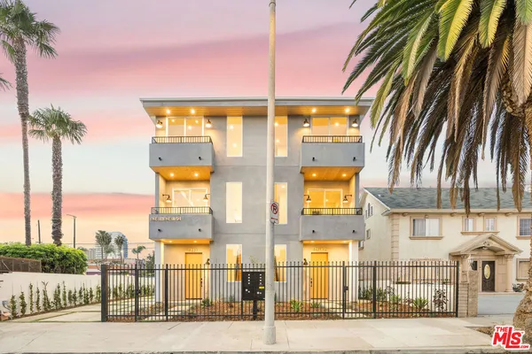 $5,200 | 6241 Banner Avenue, Los Angeles, CA 90038