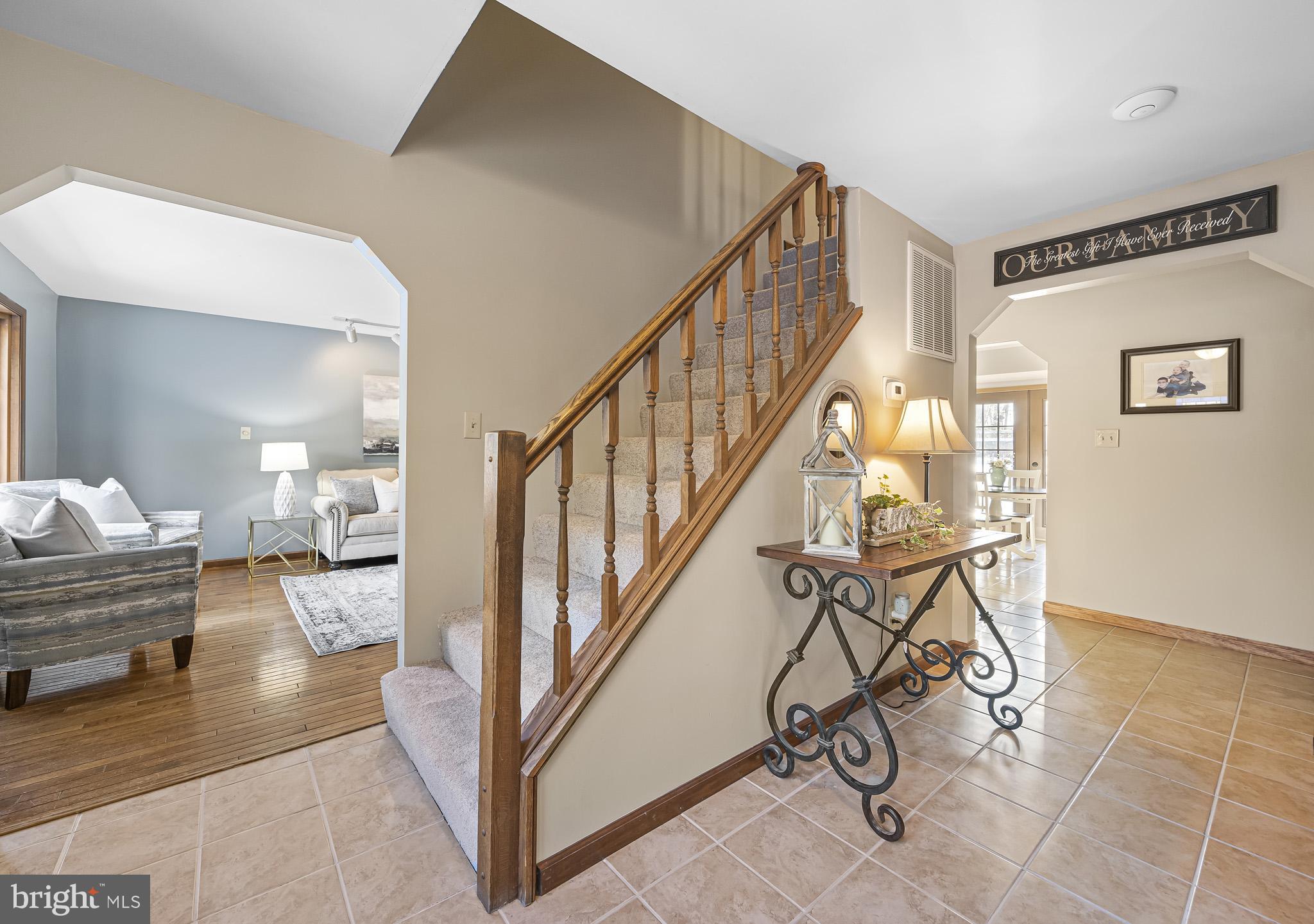 7365 Simms Landing Road Port Tobacco, MD 20677 - Photo 5 of 53 Foyer/entryway