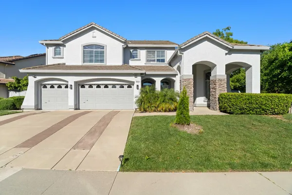 $780,000 | 9331 Nestani Way, Elk Grove, CA 95758