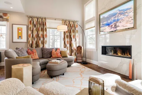 $2,650,000 | 287 Langley Road, Unit 6, Newton, MA 02459