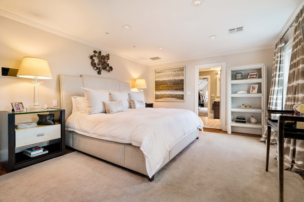 287 Langley Road, Unit 6 Newton, MA 02459 - Photo 22 of 37