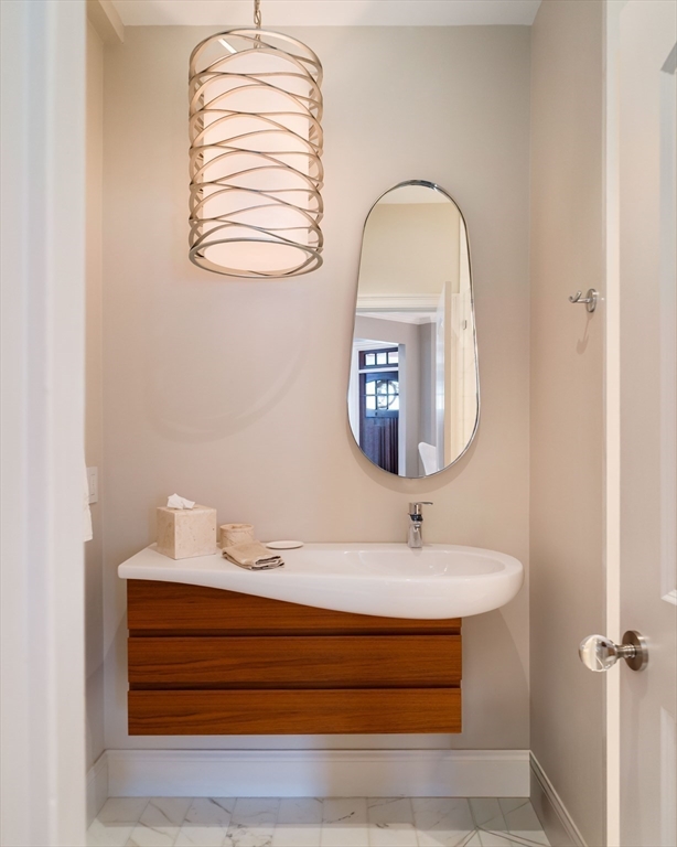 287 Langley Road, Unit 6 Newton, MA 02459 - Photo 7 of 37