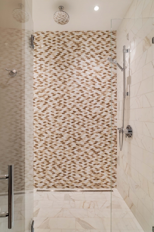 287 Langley Road, Unit 6 Newton, MA 02459 - Photo 8 of 37