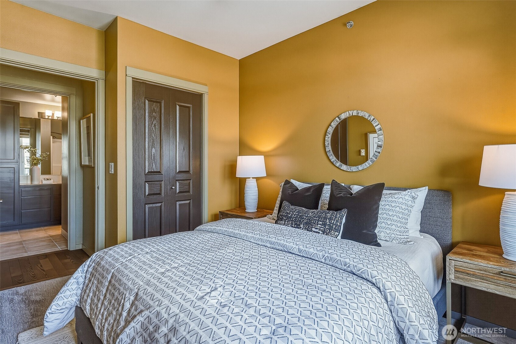 2801 1st Avenue, Unit 1018 Seattle, WA 98121 - Photo 15 of 32