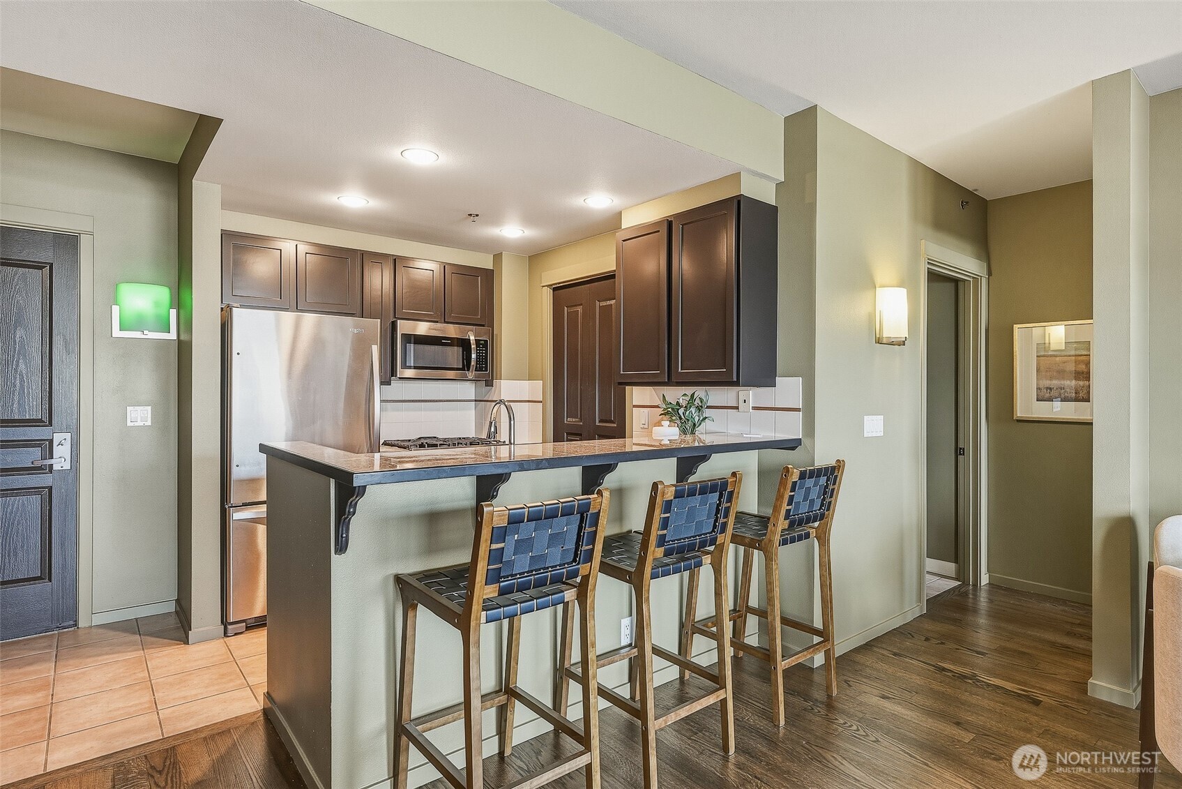 2801 1st Avenue, Unit 1018 Seattle, WA 98121 - Photo 7 of 32