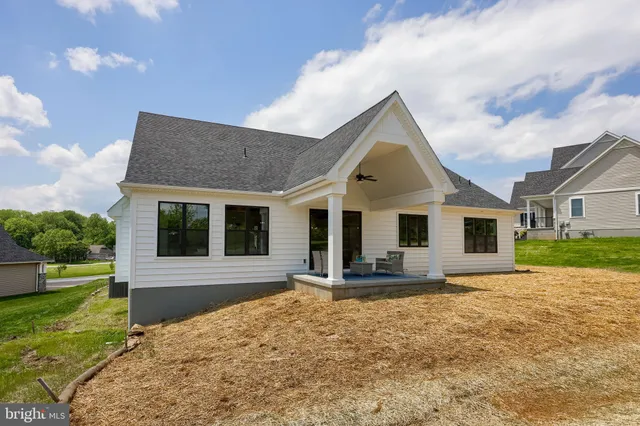 $924,900 | 136 Stillcreek Road, Millersville, PA 17551