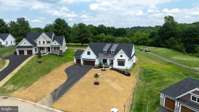 $924,900 | 136 Stillcreek Road, Millersville, PA 17551