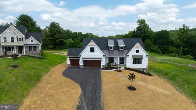 $924,900 | 136 Stillcreek Road, Millersville, PA 17551