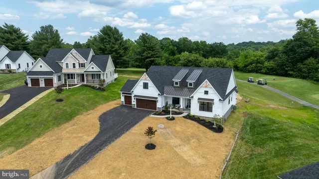 $924,900 | 136 Stillcreek Road, Millersville, PA 17551