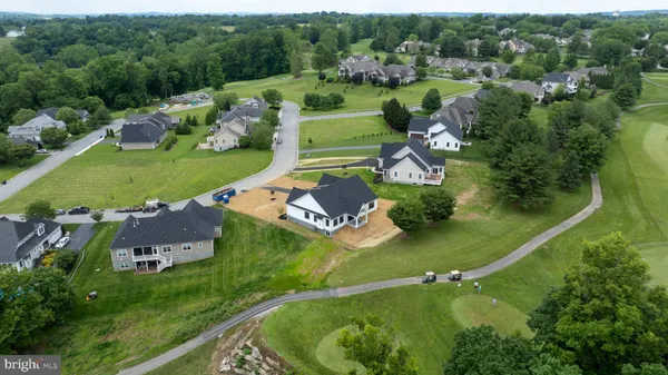$899,900 | 136 Stillcreek Road, Millersville, PA 17551