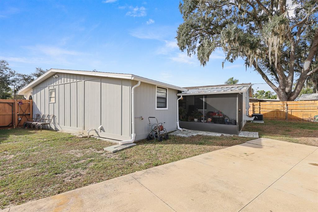 1001 Alpine Drive Brandon, FL 33510 - Photo 24 of 29 a view of a house with a outdoor space