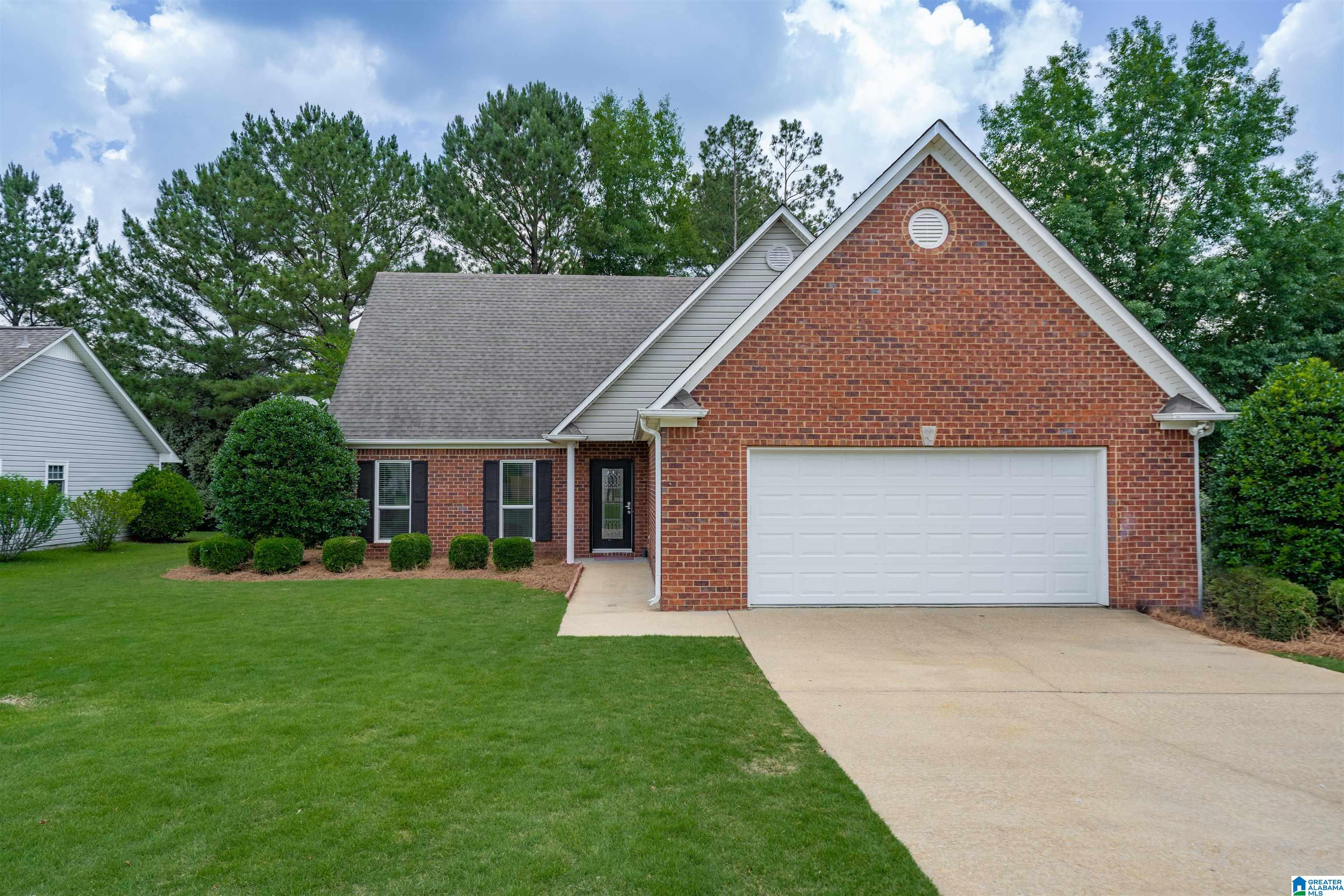 171 Pebble Drive Alabaster, AL 35007 - Photo 1 of 29
