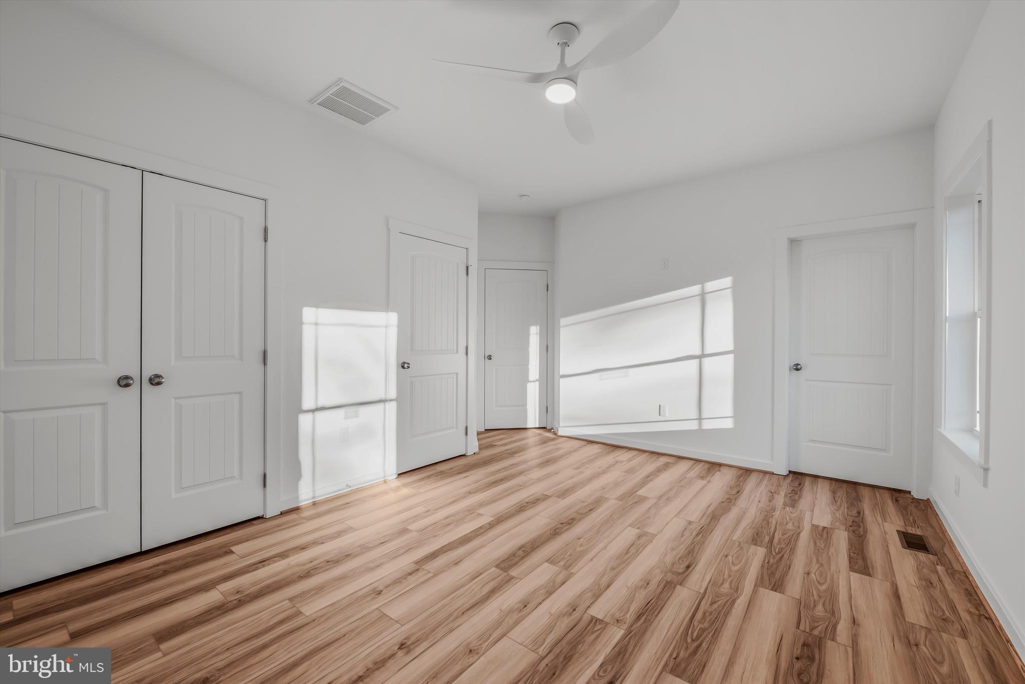 523 Oak Hill Road Berkeley Springs, WV 25411 - Photo 11 of 27 Primary BR