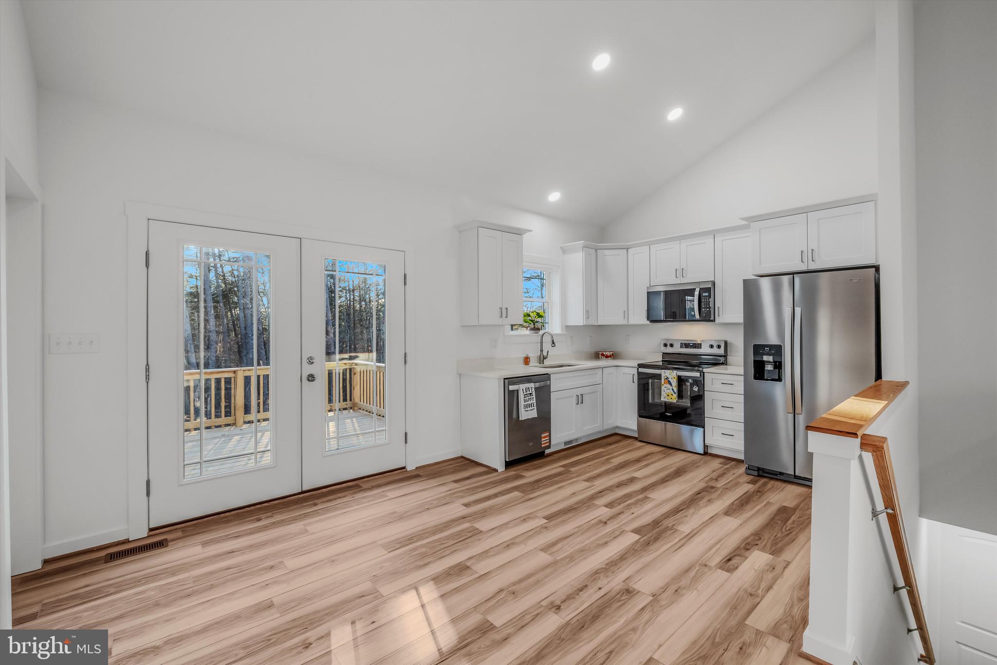 523 Oak Hill Road Berkeley Springs, WV 25411 - Photo 6 of 27 Similar Construction