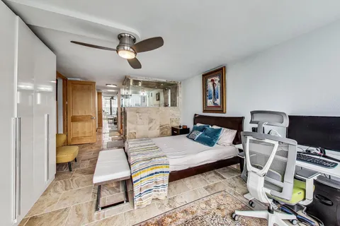 $880,000 | 505 North Lake Shore Drive, Unit 5302, Chicago, IL 60611