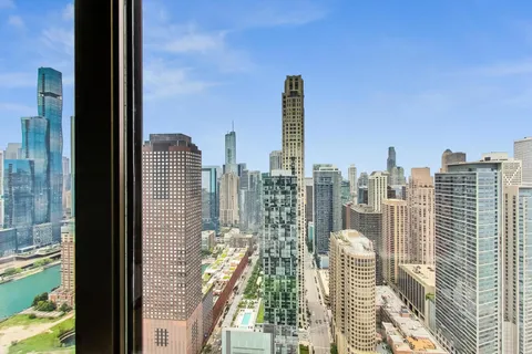 $880,000 | 505 North Lake Shore Drive, Unit 5302, Chicago, IL 60611
