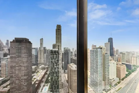 $880,000 | 505 North Lake Shore Drive, Unit 5302, Chicago, IL 60611