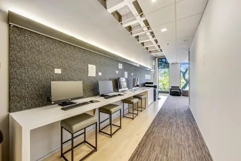 $880,000 | 505 North Lake Shore Drive, Unit 5302, Chicago, IL 60611