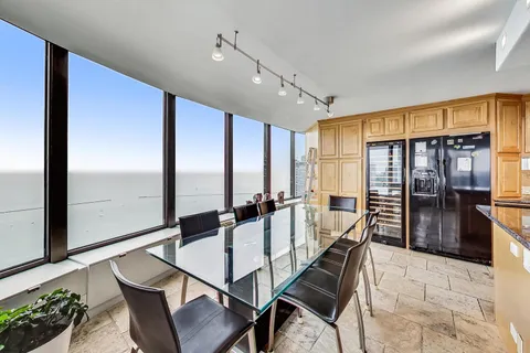 $880,000 | 505 North Lake Shore Drive, Unit 5302, Chicago, IL 60611