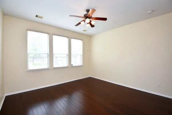 $4,500 | 30 Granite Path Place, The Woodlands, TX 77389