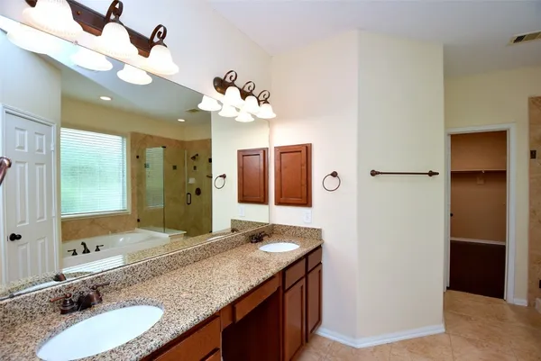 $4,500 | 30 Granite Path Place, The Woodlands, TX 77389