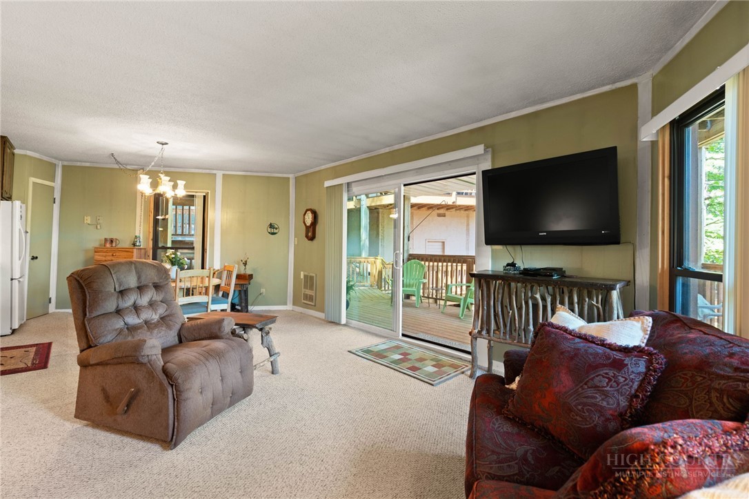 105 Hornbeam Road, Unit B4 Beech Mountain, NC 28604 - Photo 5 of 20