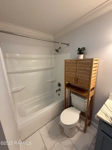 $1,600 | 908 St Landry Street, Lafayette, LA 70506