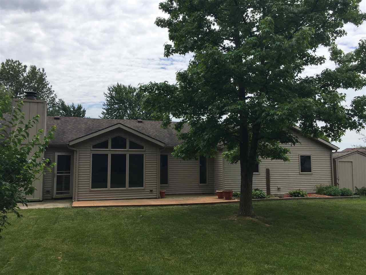 5815 Oak Fall Road Fort Wayne, IN 46845 - Photo 2 of 24