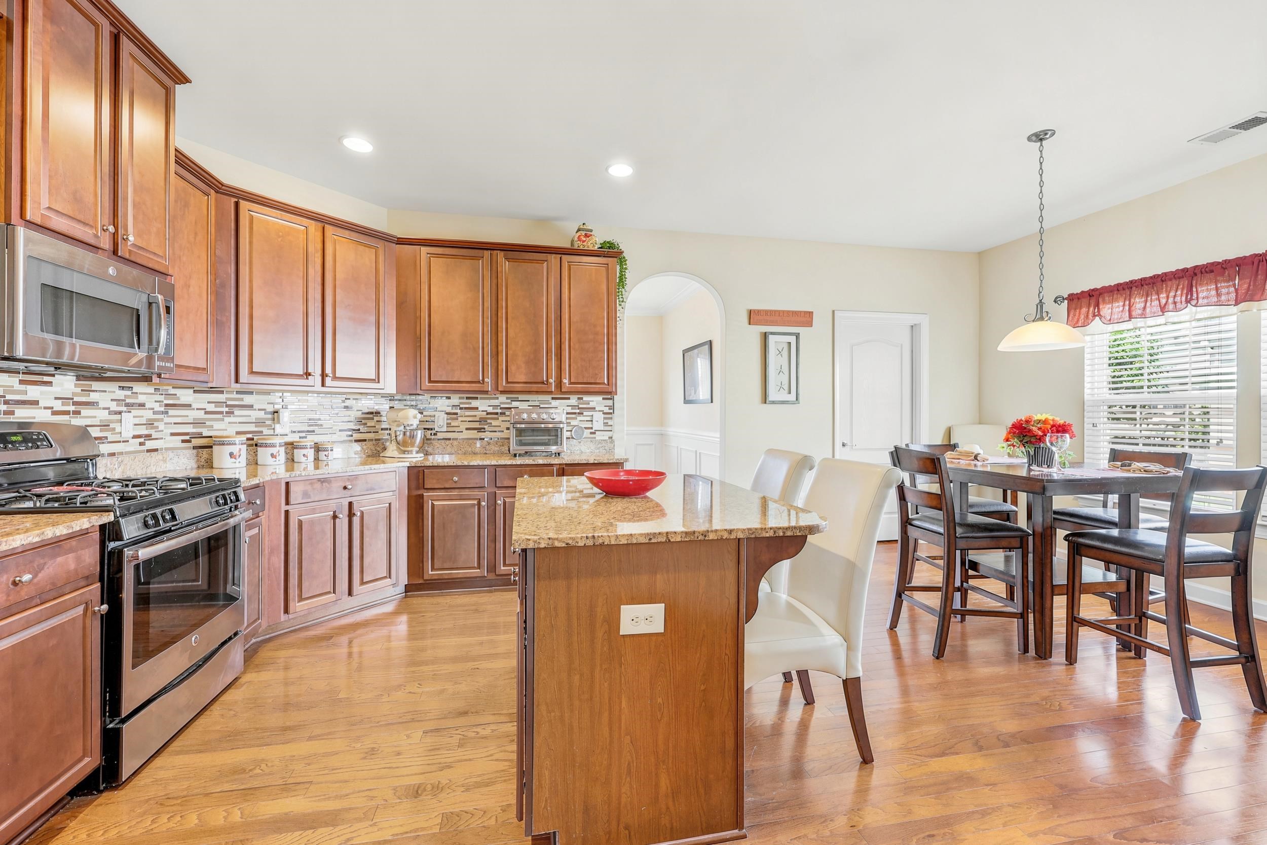 677 Harbor Bay Drive Murrells Inlet, SC 29576 - Photo 4 of 31
