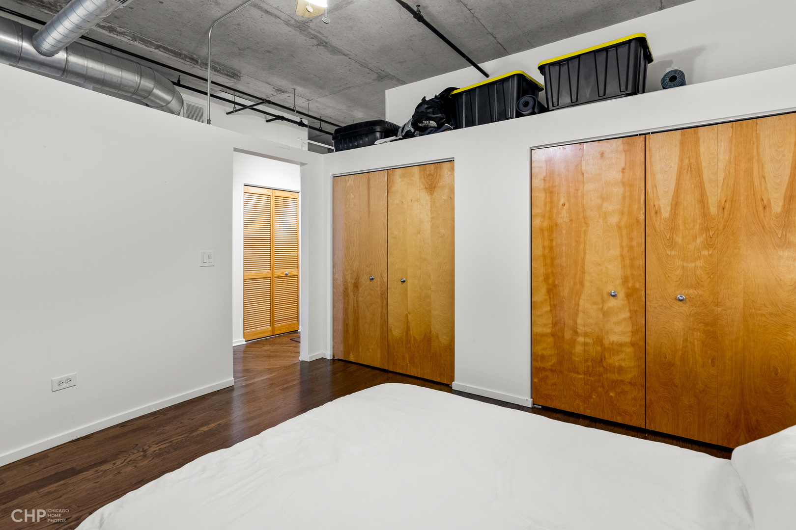 6 South Laflin Street, Unit 721 Chicago, IL 60607 - Photo 15 of 20 a view of hallway