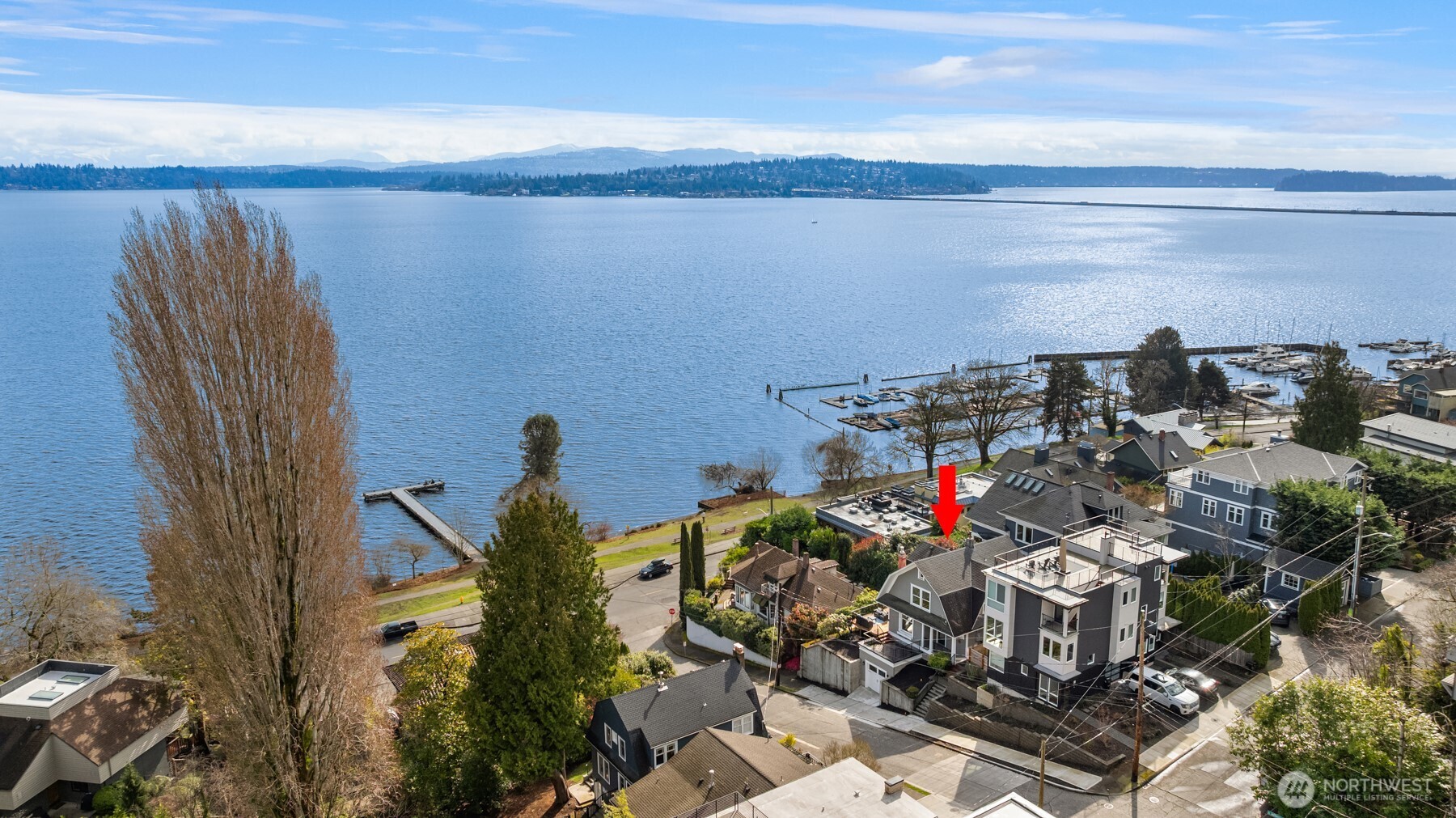 3807 East Jefferson Street Seattle, WA 98122 - Photo 2 of 39 a view of water heater room