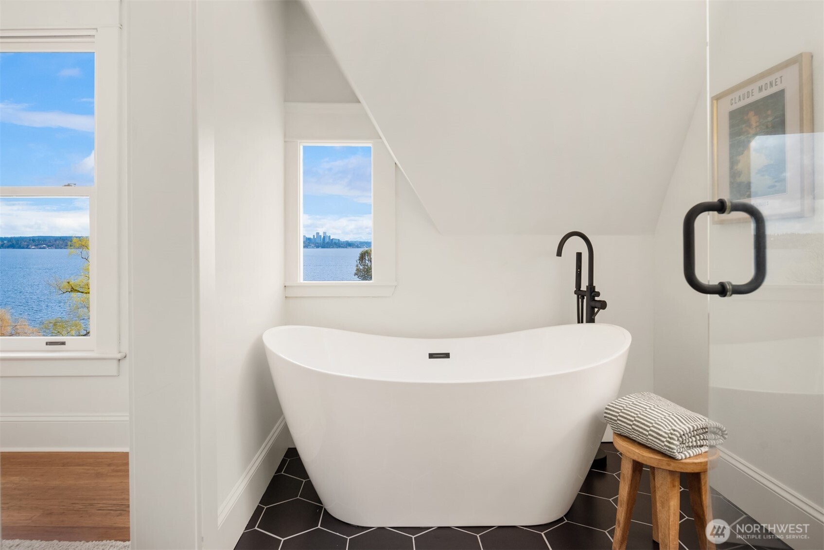 3807 East Jefferson Street Seattle, WA 98122 - Photo 27 of 39 a white bath tub sitting in a bathroom