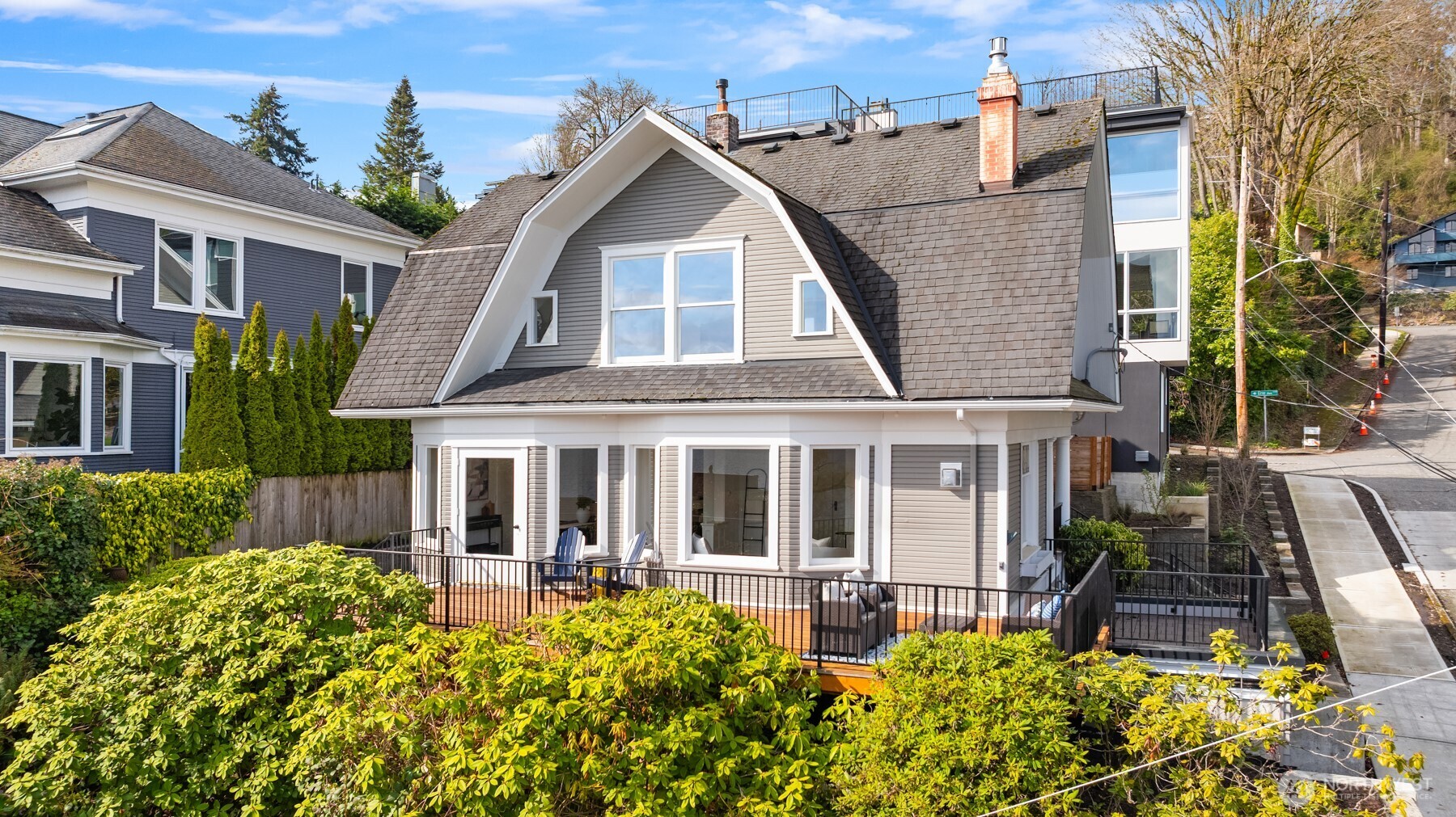 3807 East Jefferson Street Seattle, WA 98122 - Photo 37 of 39 front view of a house with a small yard